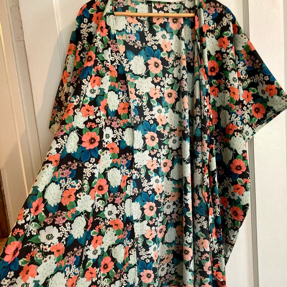 Floral Kimono Top